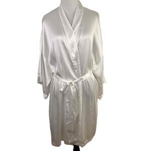 Victoria's Secret Bridal Rhinestone Bride White Long Sleeve Silky Robe Size M/L